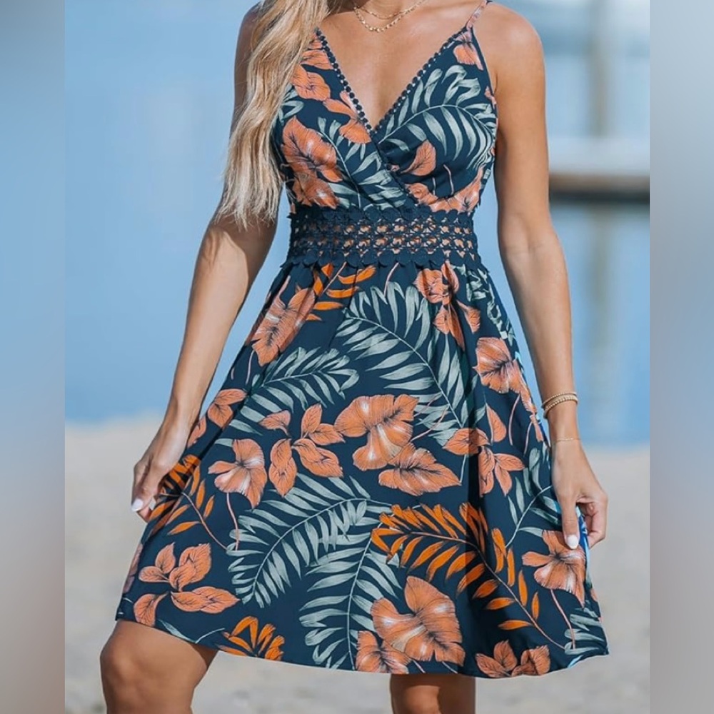 NWT-Cupshe Short Tropical Sundress Size Medium